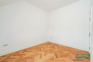 Photo 18- click for photo gallery